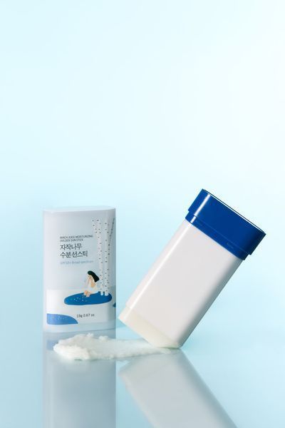 Сонцезахисний стік з березовим соком ROUND LAB Birch Juice Moisturizing Sun Stick 19 г 2921 фото Сонцезахисний стік з березовим соком ROUND LAB Birch Juice Moisturizing Sun Stick 19 г 2921 фото