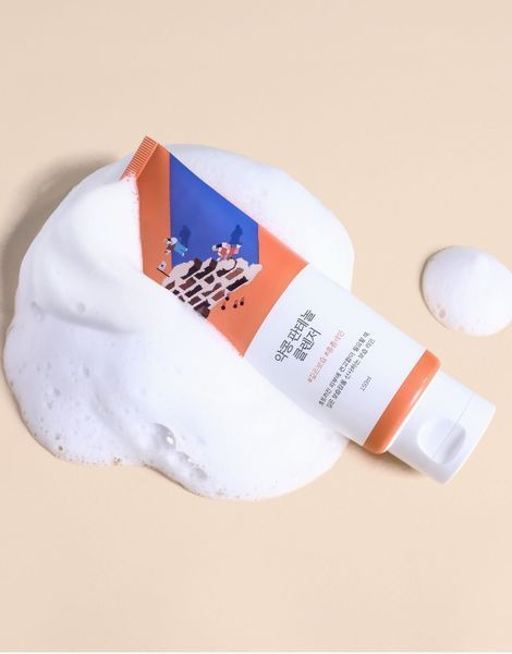 Пінка для умивання з екстрактом соєвих бобів та пантенолом ROUND LAB Soybean Panthenol Cleanser 150 мл 4722 фото Пінка для умивання з екстрактом соєвих бобів та пантенолом ROUND LAB Soybean Panthenol Cleanser 150 мл 4722 фото