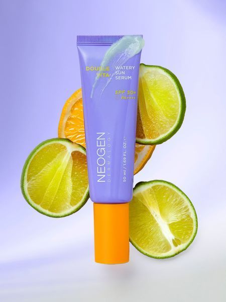Легкий солнцезащитный крем для осветления и выравнивания тона Neogen Dermalogy Double Vita Watery Sun Serum SPF 50+ 50 мл 369 фото