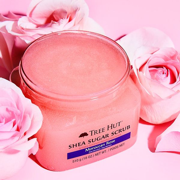 Скраб для тіла з ароматом марокканської троянди Tree Hut Moroccan Rose Sugar Scrub, 510 г 075371003233 фото